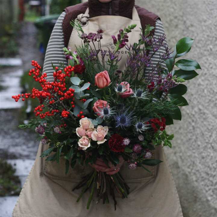Winter Warmth Christmas Bouquet
