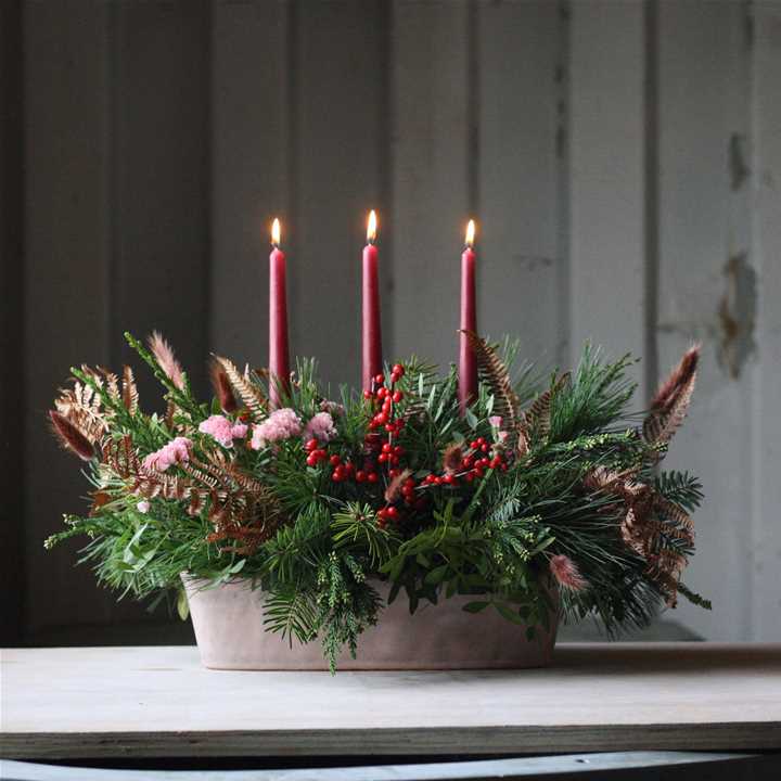 Cosy 3 candle arrangement